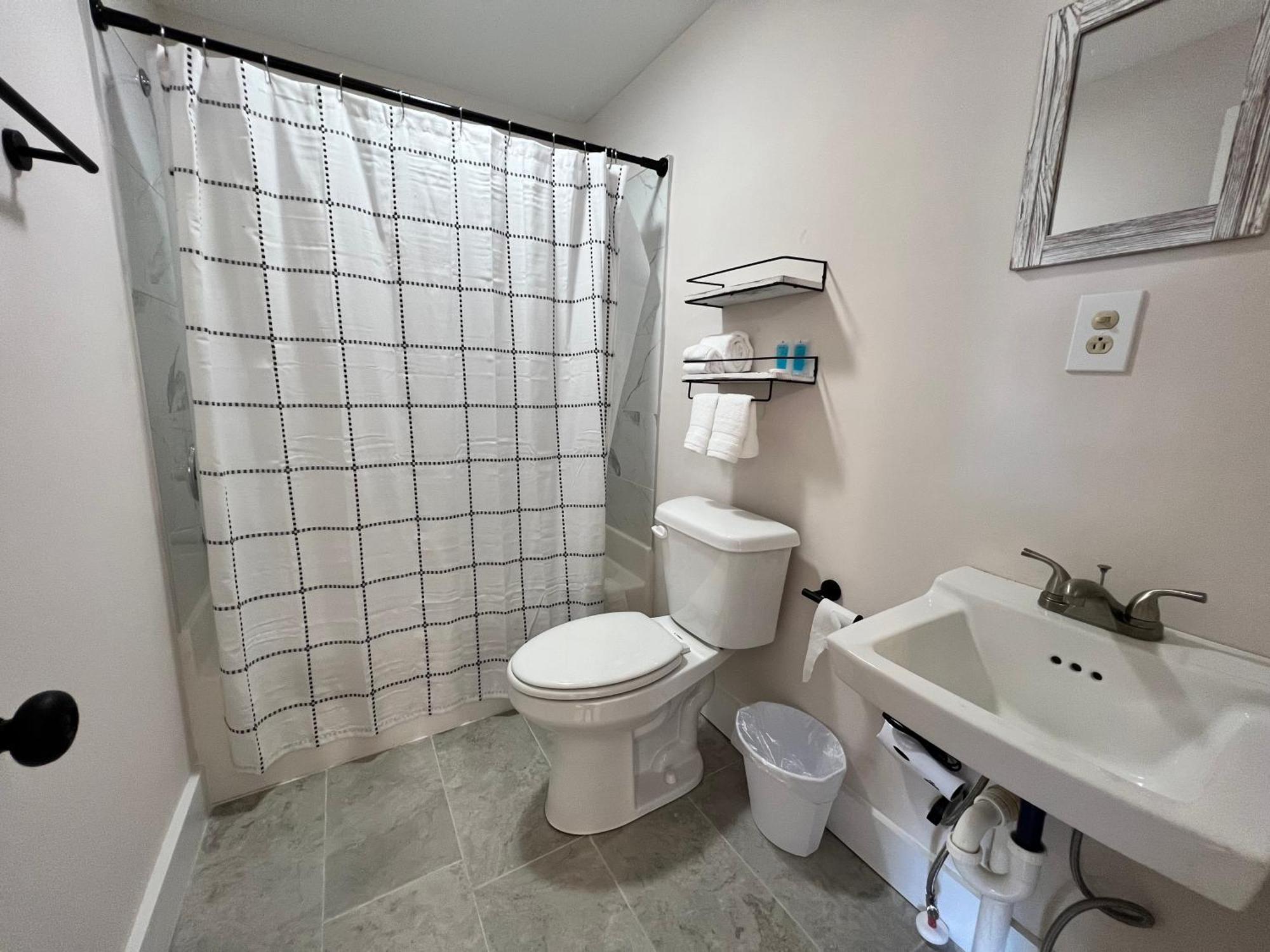 The Washington Inn Galax Rom bilde
