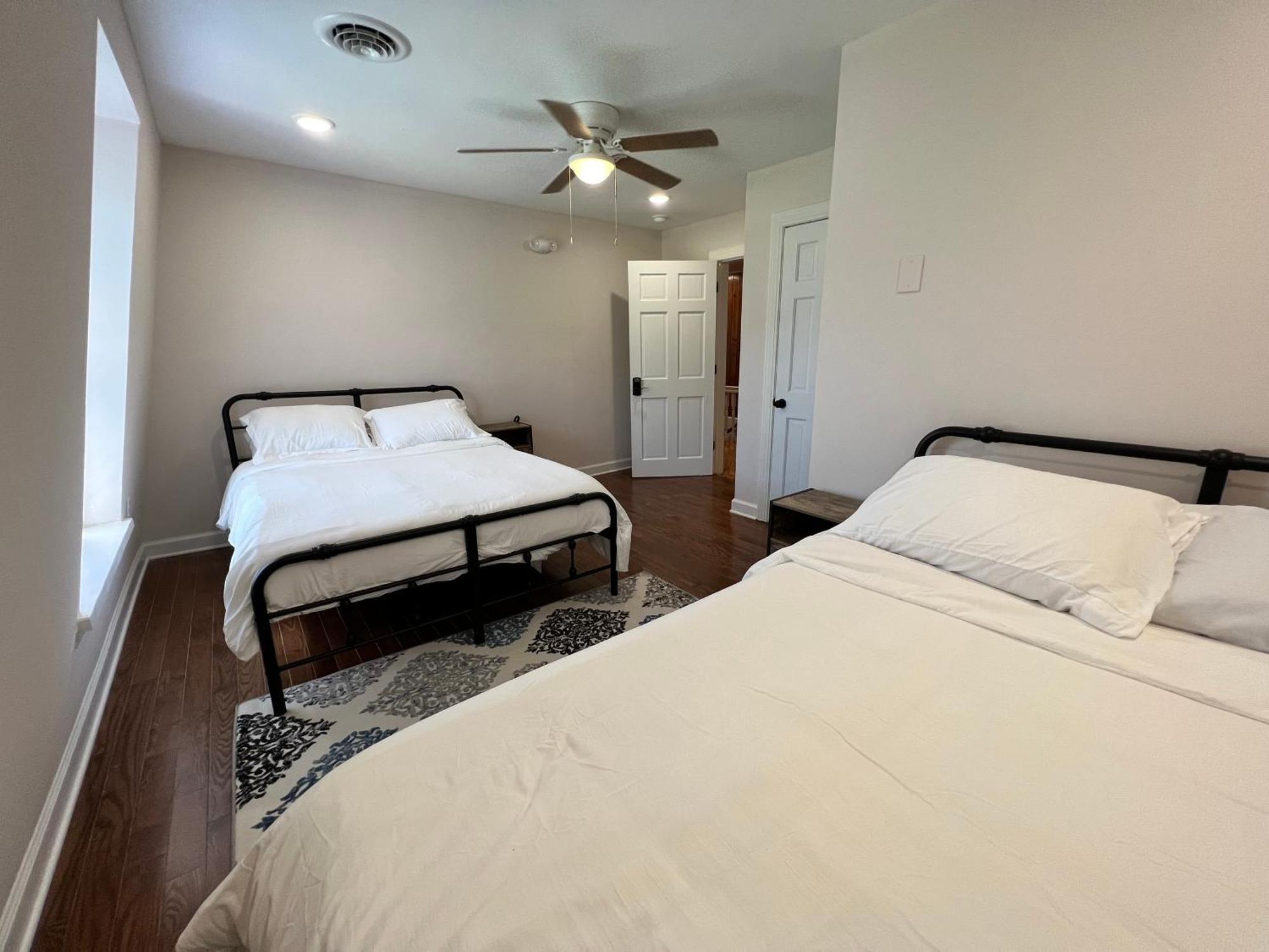 The Washington Inn Galax Rom bilde