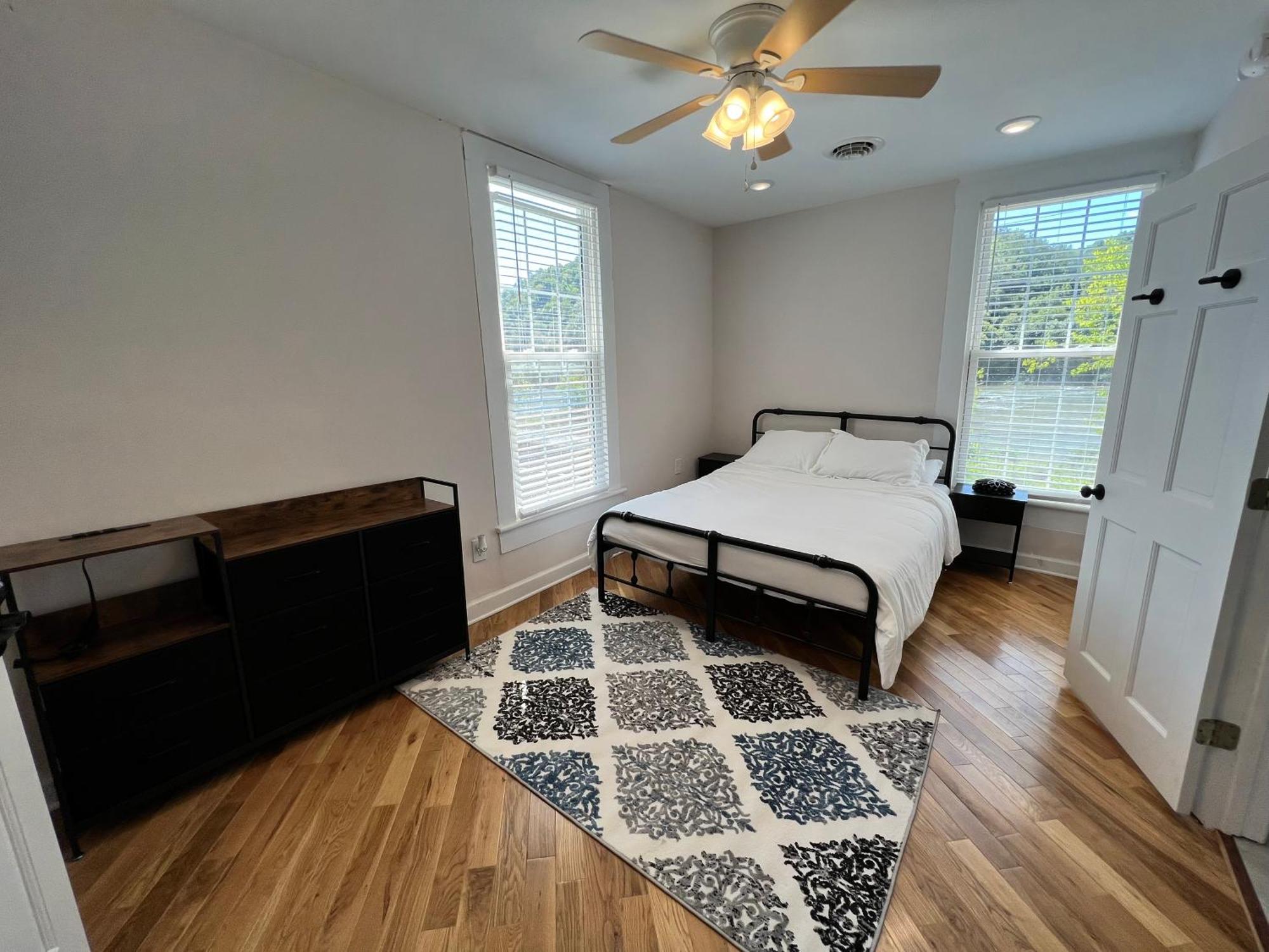 The Washington Inn Galax Rom bilde